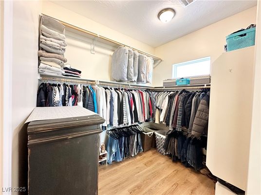 Interior, Walk-in Closets, Wood Texture Flooring