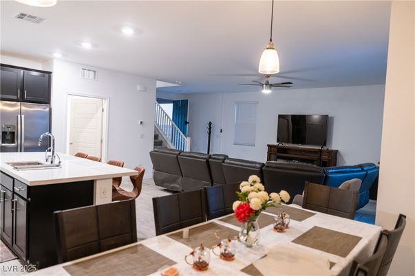 Dining room, Interior, Kitchen, Pendant Lights, Recessed Lighting, Stainless Steel Appliances