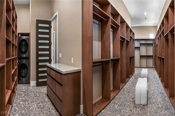 Interior, Recessed Lighting, Walk-in Closets