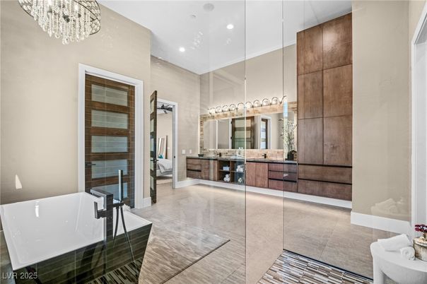 Bathroom, Dual Sink Vanities, Free Standing Baths, Interior, Recessed Lighting