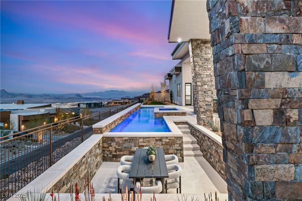 Exterior, Pool, Other