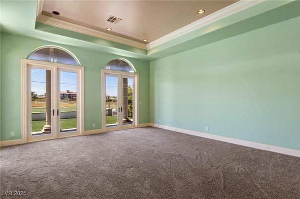 Empty room, Interior, Recessed Lighting