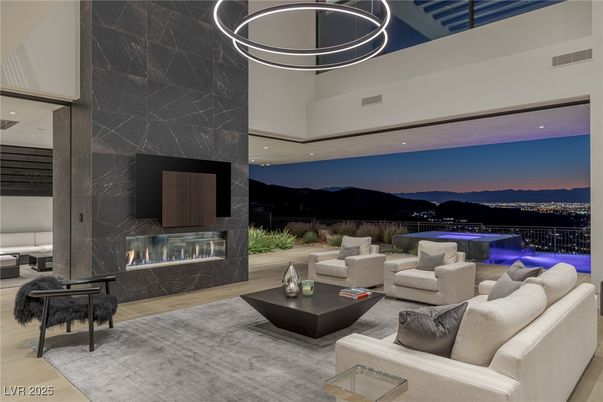 Fireplace, Interior, Living room, Marble Walls, Pendant Lights, Recessed Lighting