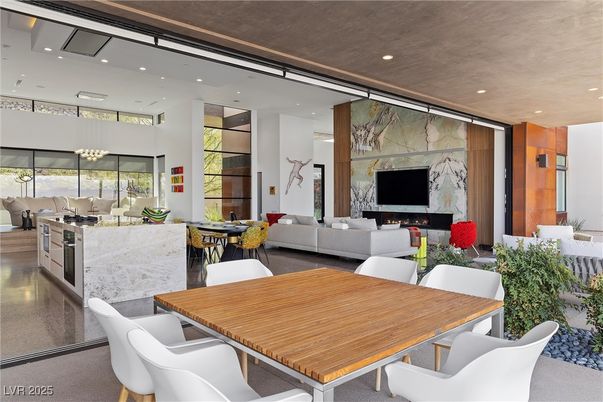 Dining room, Interior, Kitchen, Living room, Recessed Lighting