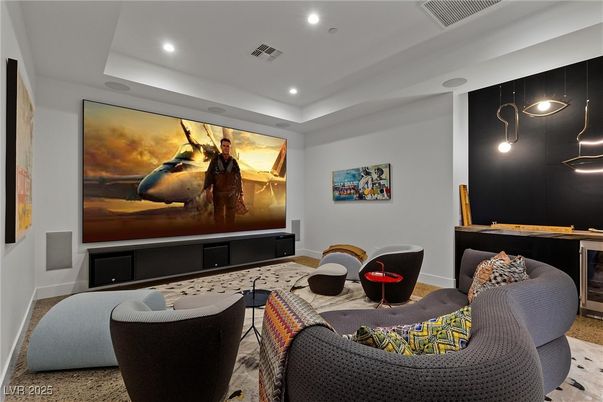 Interior, Projection Screen, Recessed Lighting, Theatre Room