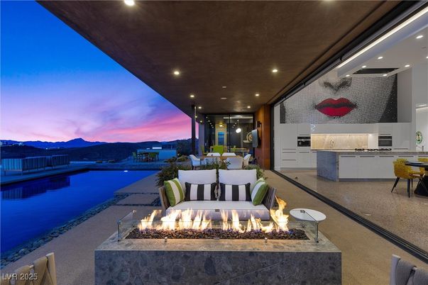 Exterior, Recessed Lighting