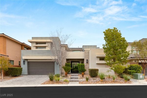 Attached, Exterior, Facade, Modern