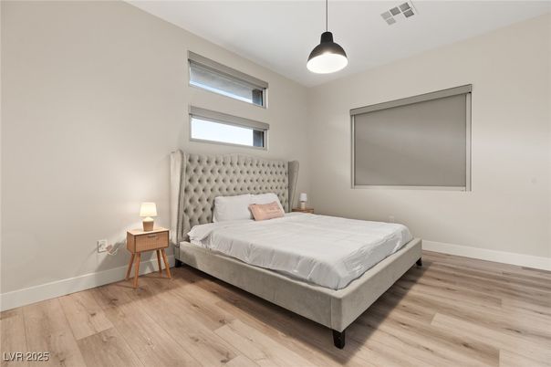 Bedroom, Interior, Pendant Lights, Wood Texture Flooring