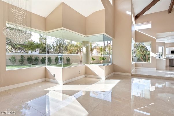 Chandelier, Empty room, Interior, Recessed Lighting