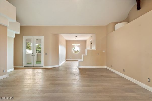 Empty room, Interior, Pendant Lights, Wood Texture Flooring