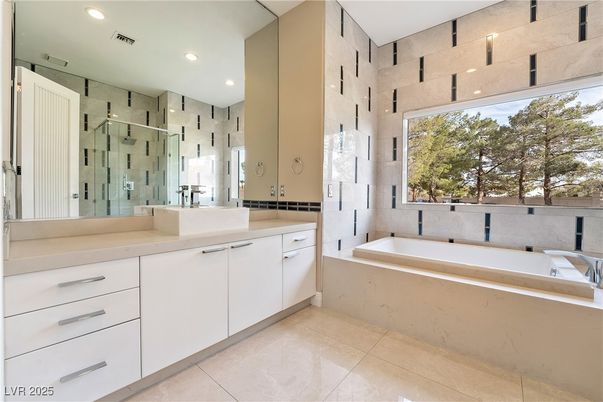 Bathroom, Dual Sink Vanities, Glass Shower, Interior, Recessed Lighting