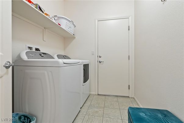 Interior, Washer
