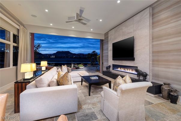 Fireplace, Interior, Living room, Recessed Lighting