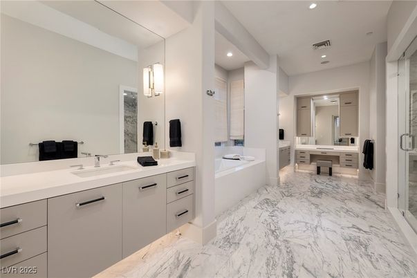 Bathroom, Dual Sink Vanities, Interior, Marble, Recessed Lighting