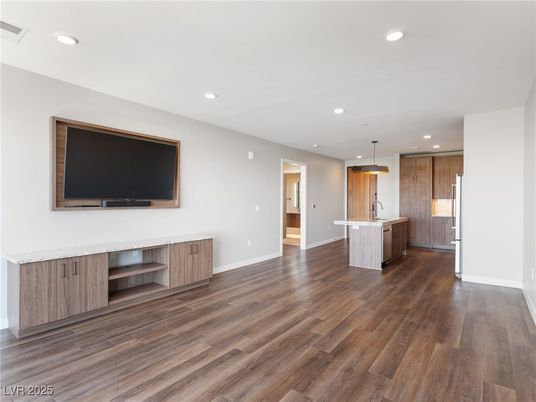 Interior, Kitchen, Pendant Lights, Recessed Lighting, Wood Texture Flooring