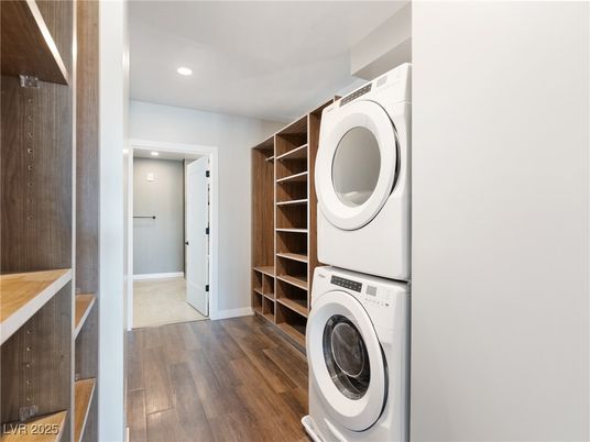 Interior, Recessed Lighting, Utility Closets, Washer, Wood Texture Flooring