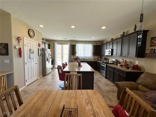 Dining room, Interior, Kitchen, Pendant Lights, Recessed Lighting