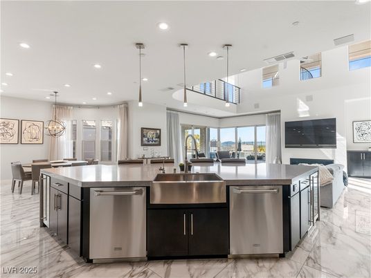 Dining room, Interior, Kitchen, Marble, Pendant Lights, Recessed Lighting, Stainless Steel Appliances