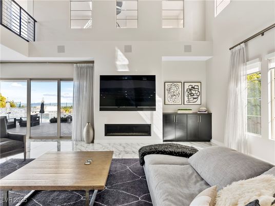 Fireplace, Interior, Living room