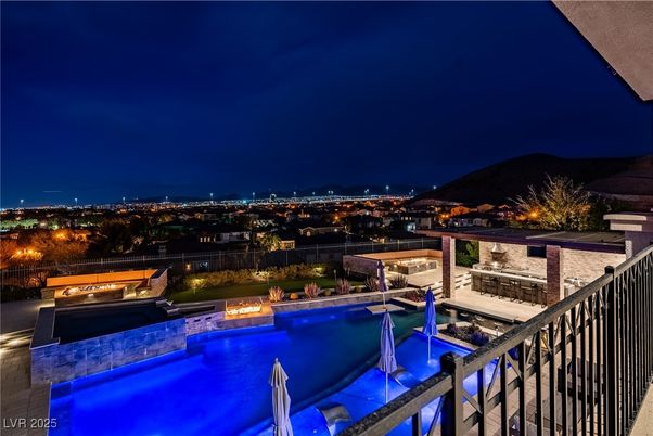 Exterior, Pool, Other