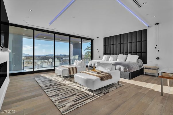 Bedroom, Interior, Pendant Lights, Recessed Lighting, Wood Texture Flooring