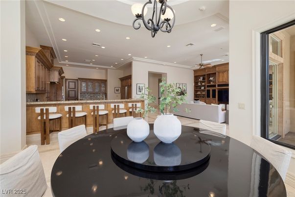Chandelier, Dining room, Interior, Kitchen, Recessed Lighting