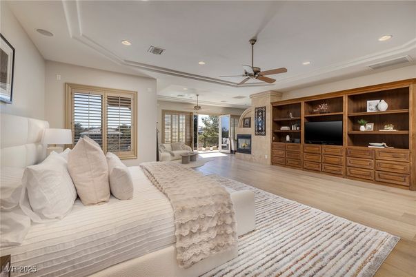 Bedroom, Fireplace, Interior, Recessed Lighting, Wood Texture Flooring