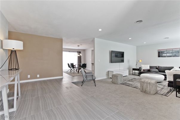 Dining room, Interior, Living room, Pendant Lights, Recessed Lighting