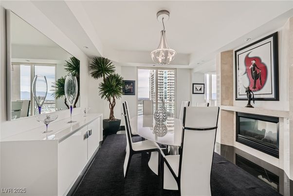 Chandelier, Dining room, Interior, Pendant Lights, Recessed Lighting, Water