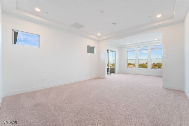 Empty room, Interior, Recessed Lighting