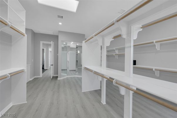 Interior, Recessed Lighting, Walk-in Closets, Wood Texture Flooring