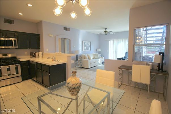 Dining room, Interior, Kitchen, Living room, Pendant Lights, Recessed Lighting