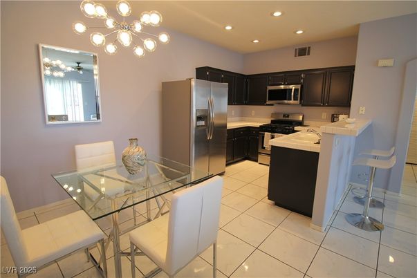 Dining room, Interior, Kitchen, Pendant Lights, Recessed Lighting, Stainless Steel Appliances