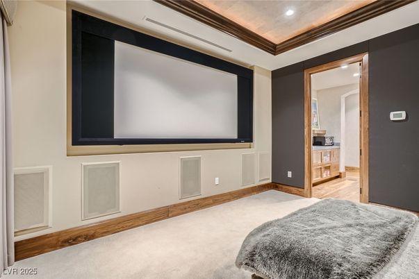 Interior, Projection Screen, Recessed Lighting