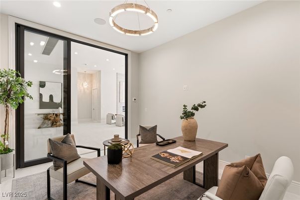 Interior, Living room, Pendant Lights, Recessed Lighting