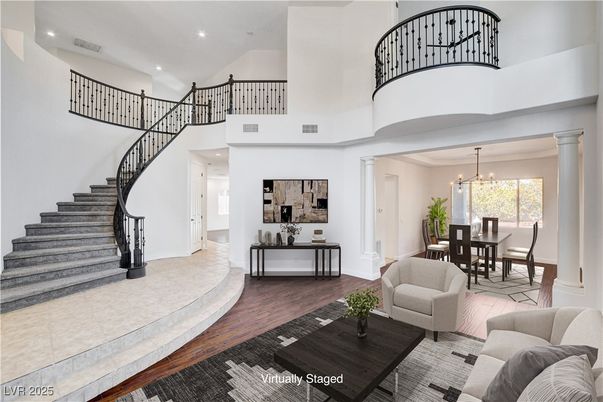 Chandelier, Dining room, Interior, Recessed Lighting, Wood Texture Flooring