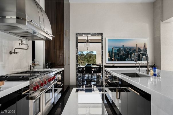 Dining room, Interior, Kitchen, Stainless Steel Appliances