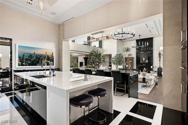 Chandelier, Dining room, Interior, Kitchen, Living room