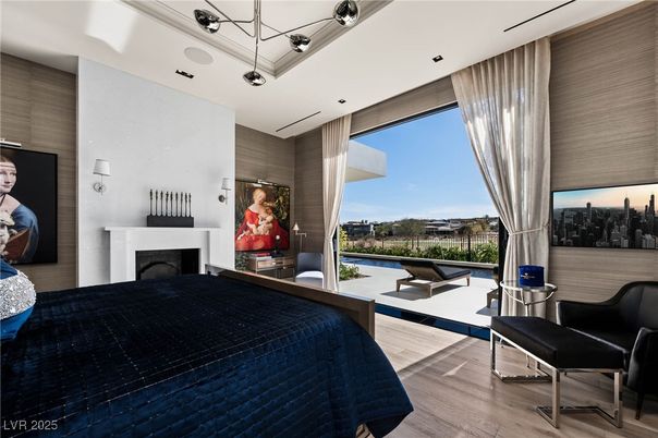 Bedroom, Fireplace, Interior, Recessed Lighting, Wood Texture Flooring