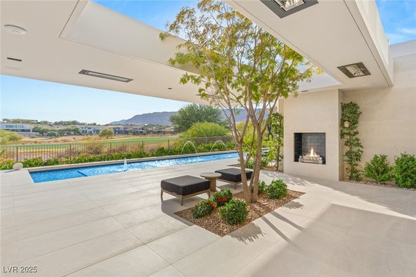 Exterior, Fireplace, Pool