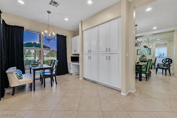 Chandelier, Dining room, Interior, Pendant Lights, Recessed Lighting