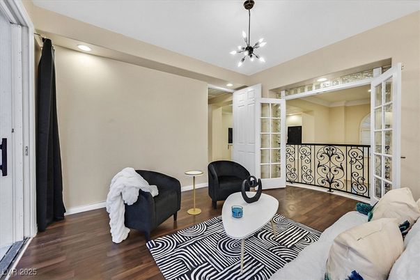 Bedroom, Interior, Pendant Lights, Recessed Lighting, Wood Texture Flooring