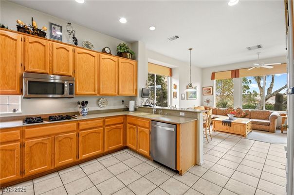 Interior, Kitchen, Pendant Lights, Recessed Lighting