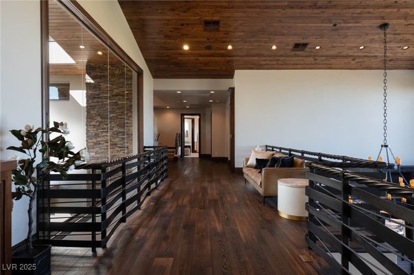 Interior, Pendant Lights, Recessed Lighting, Wooden Ceilings, Wood Texture Flooring