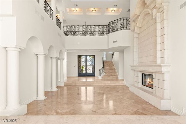 Fireplace, Interior, Recessed Lighting
