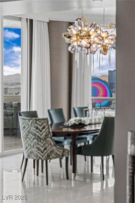 Chandelier, Dining room, Interior