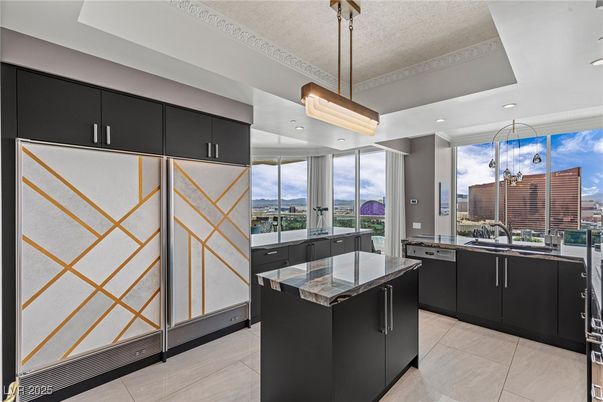 Interior, Kitchen, Pendant Lights, Recessed Lighting