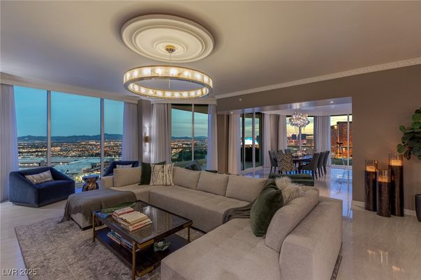 Chandelier, Dining room, Interior, Living room, Pendant Lights