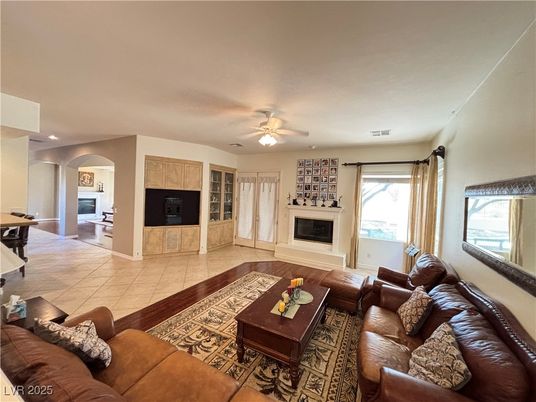 Fireplace, Interior, Living room, Recessed Lighting
