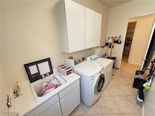 Interior, Washer